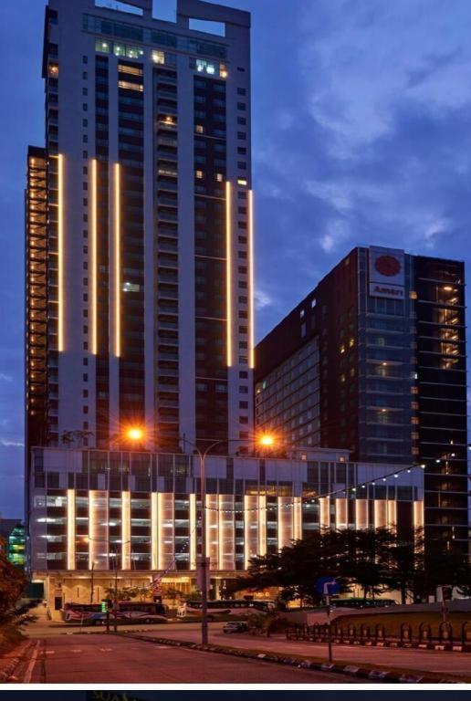 Apartment Suasana Jb At Jb Center Luxury Modern & Rustic 1br For Bussiness,vacation Trips *
