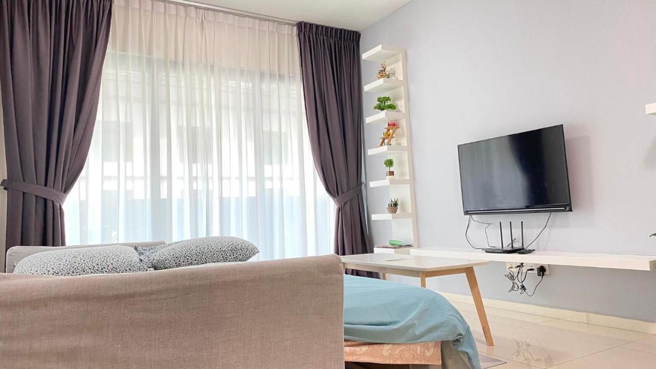 Suasana Jb At Jb Center Luxury Modern & Rustic 1br For Bussiness,vacation Trips Apartment *